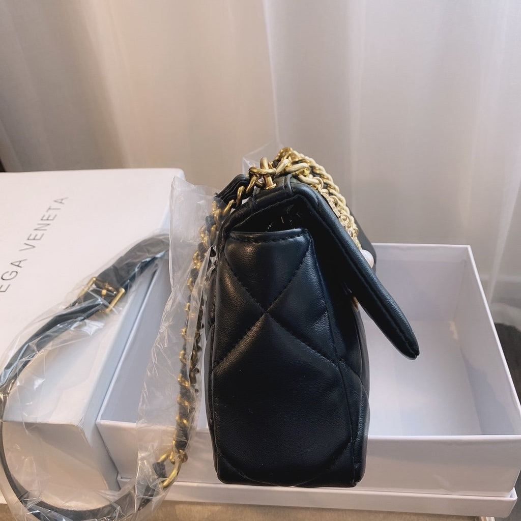 Designer Handbags Chanel 064