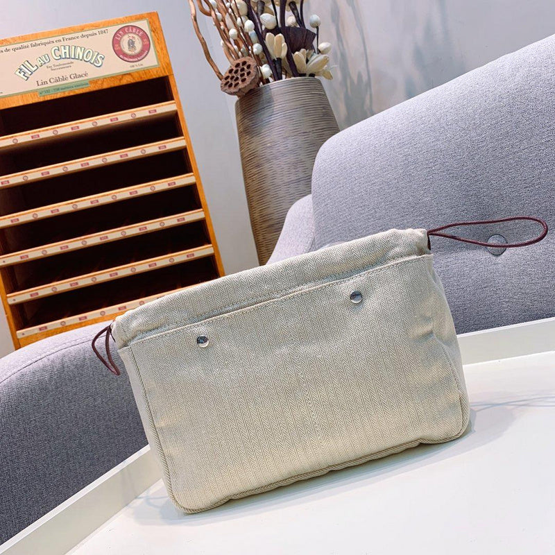 HRS - Bags District - 044