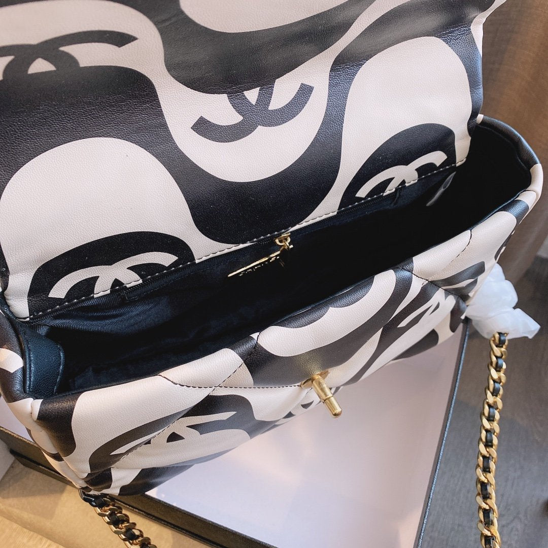 Designer Handbags Chanel 059