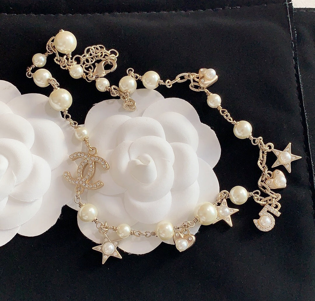 BG - Holiday Necklace chanel047