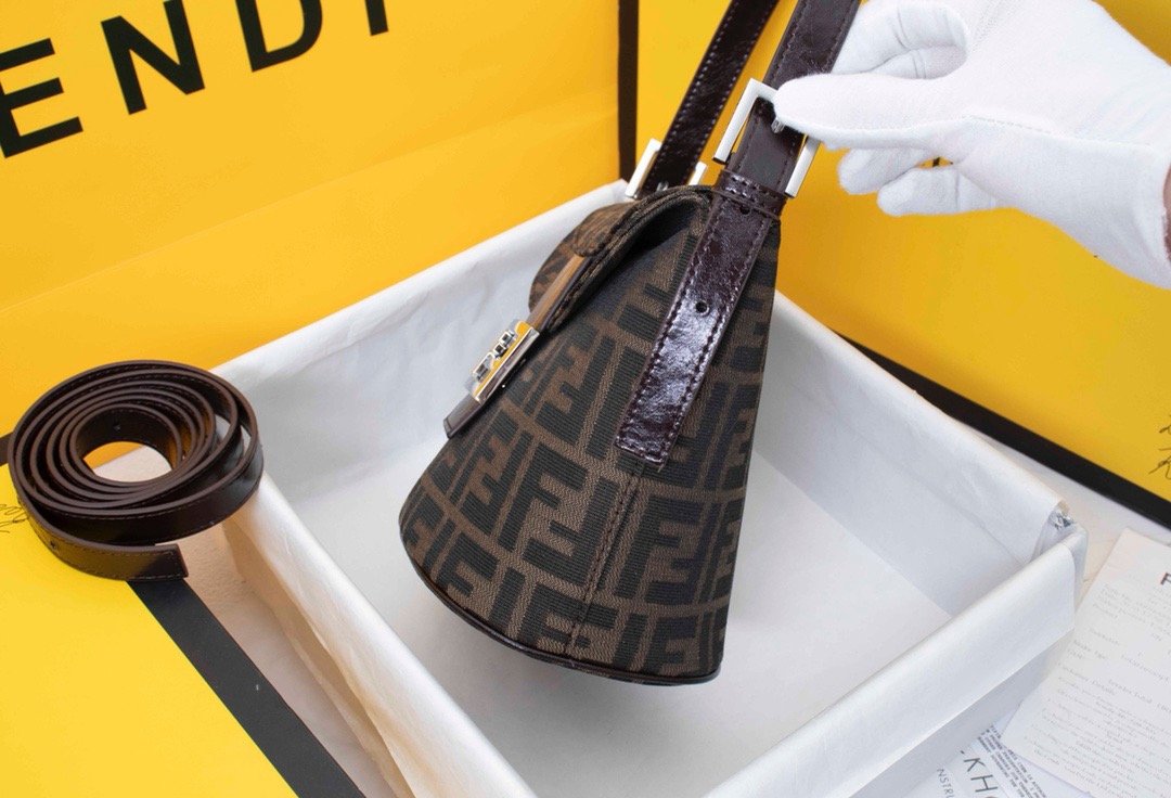 New Arrival Bags Fendi 024