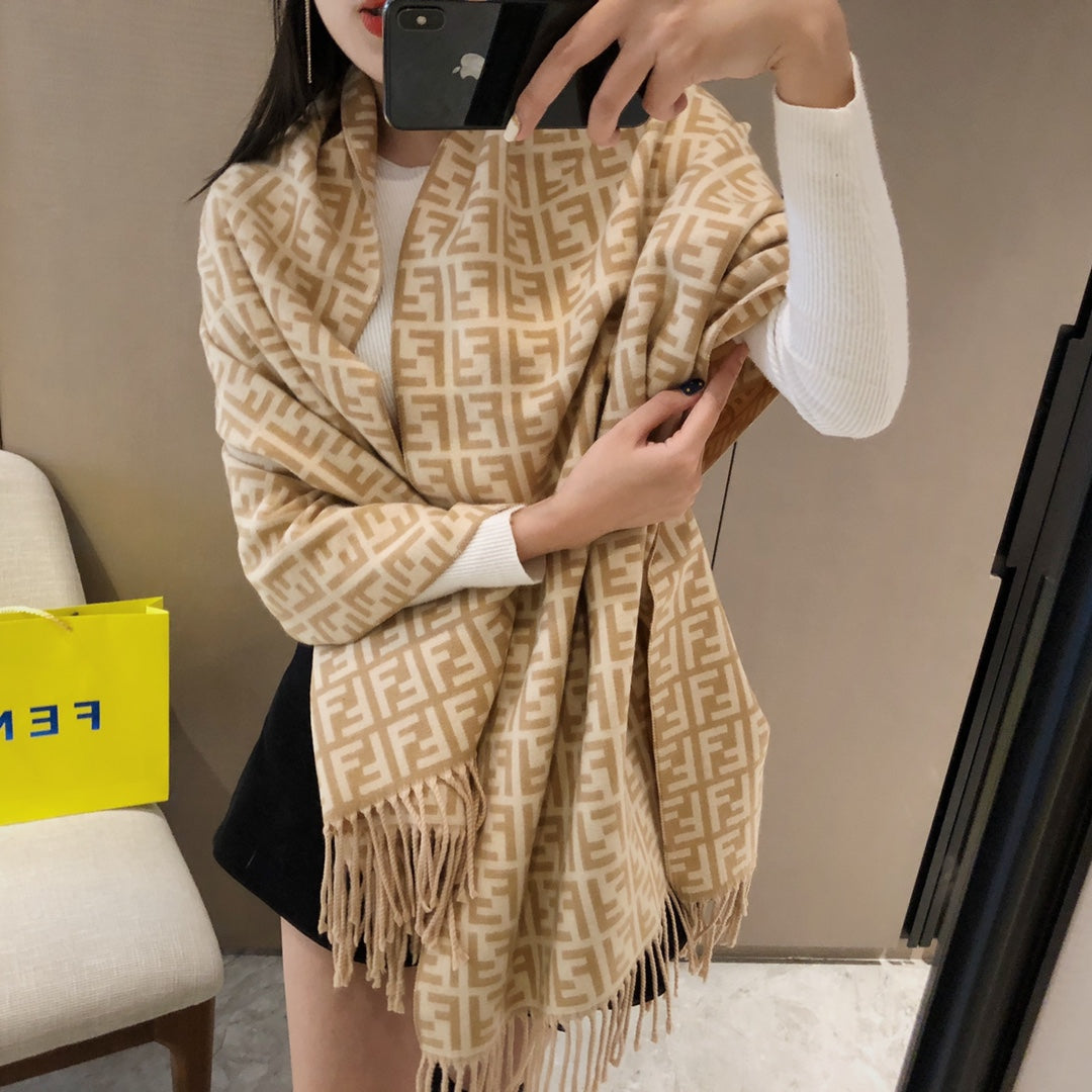 Luxury Fendi  Scarf 015