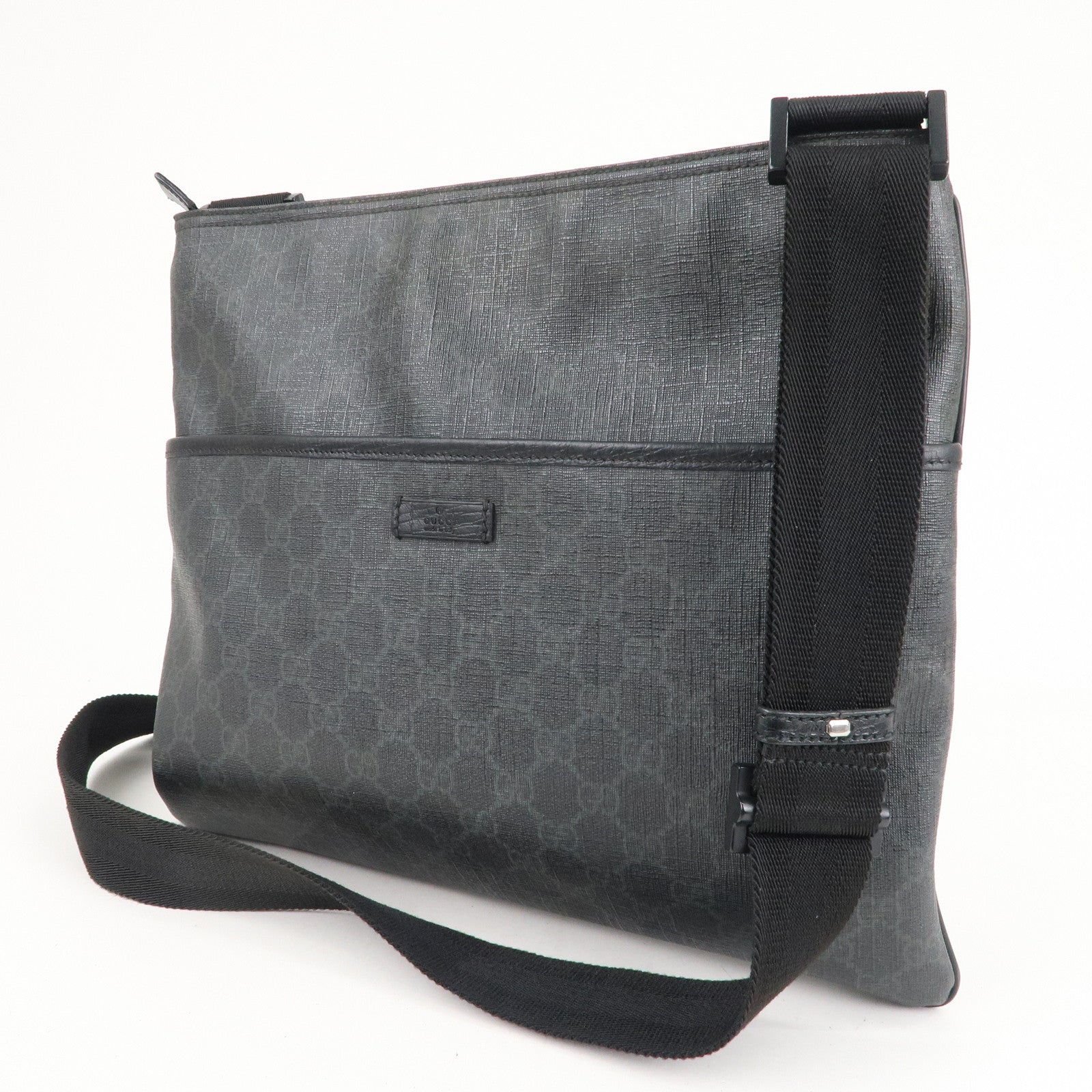 GUCCI GG Supreme Leather Shoulder Bag Black 162904