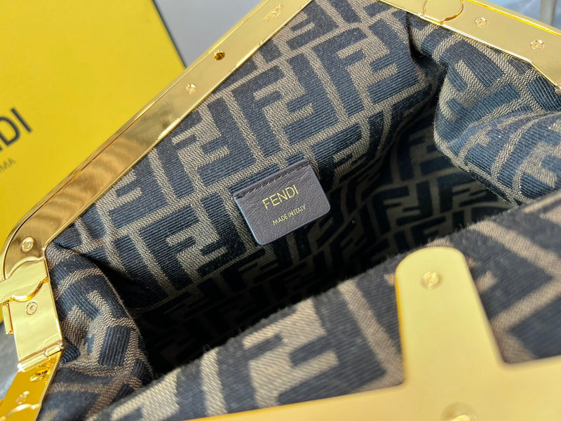 FDI - Bags District - 061