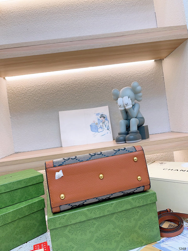Luxury - Gucci Bags - 114