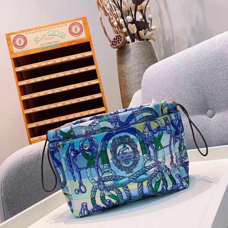 HRS - Bags District - 044
