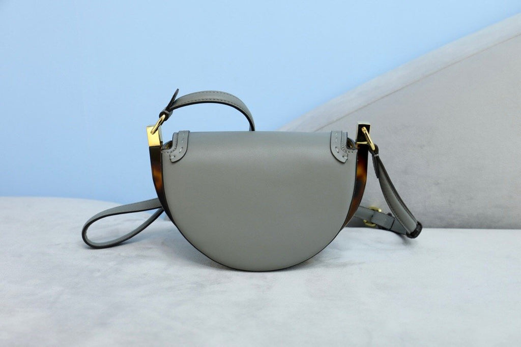Luxury  Bags Fendi 056