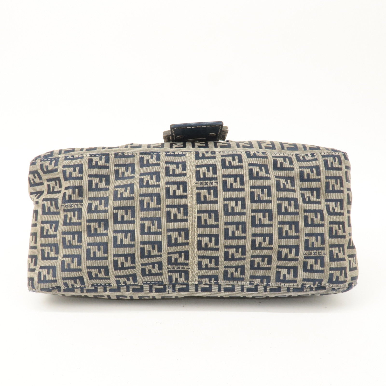 FENDI Mamma Baguette Zucchino Canvas Leather Shoulder Bag 26325