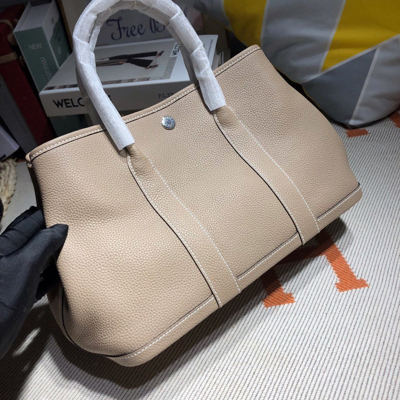 HRS - Bags District - 063