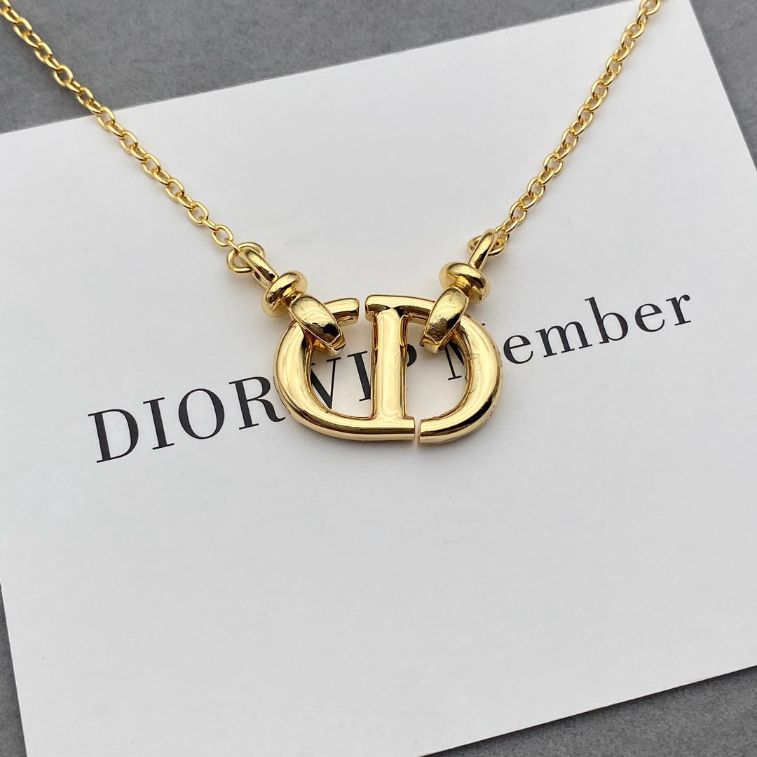 BG - Holiday Necklace dior008