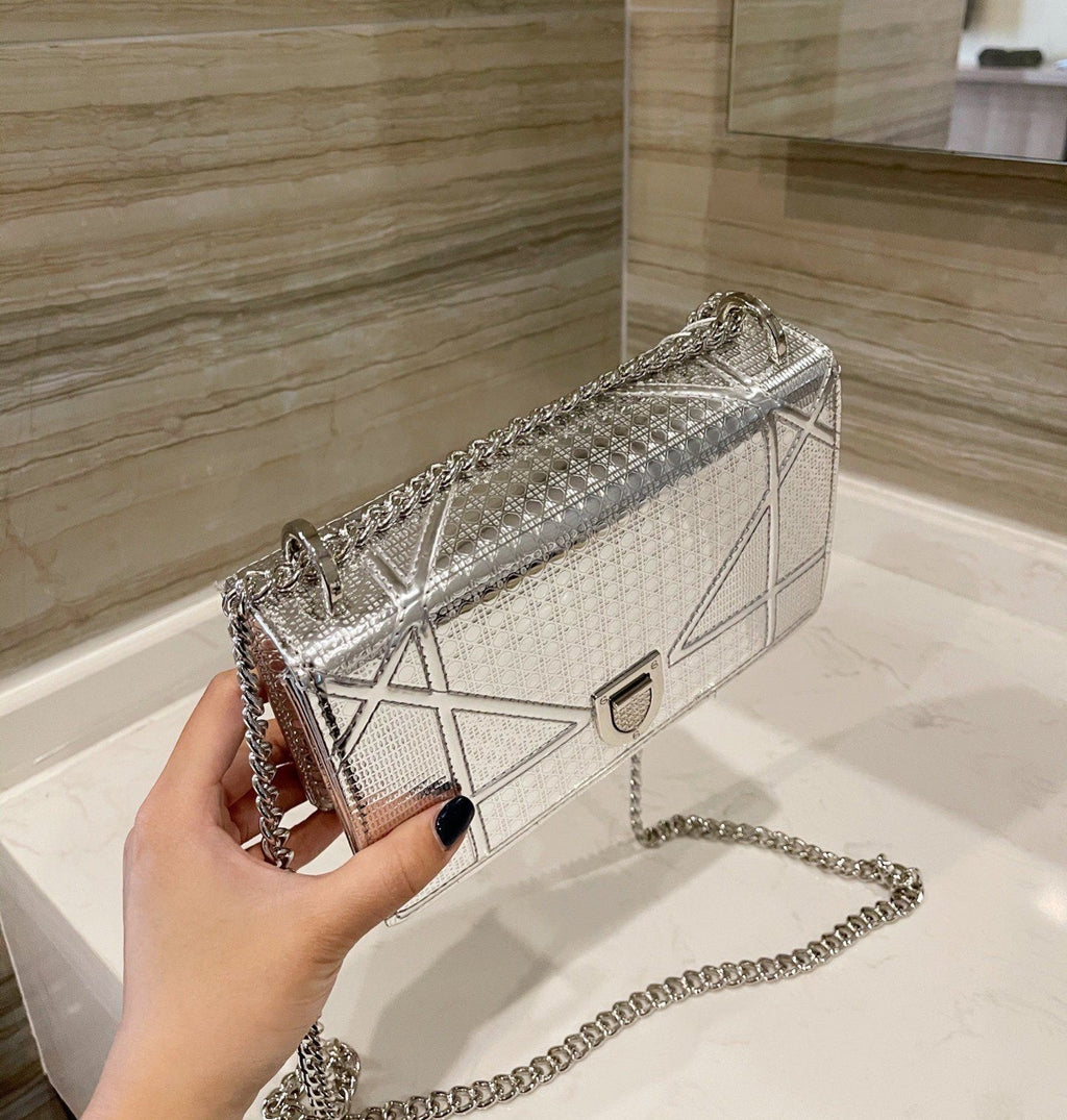 Luxury Handbags Christian Dior 037