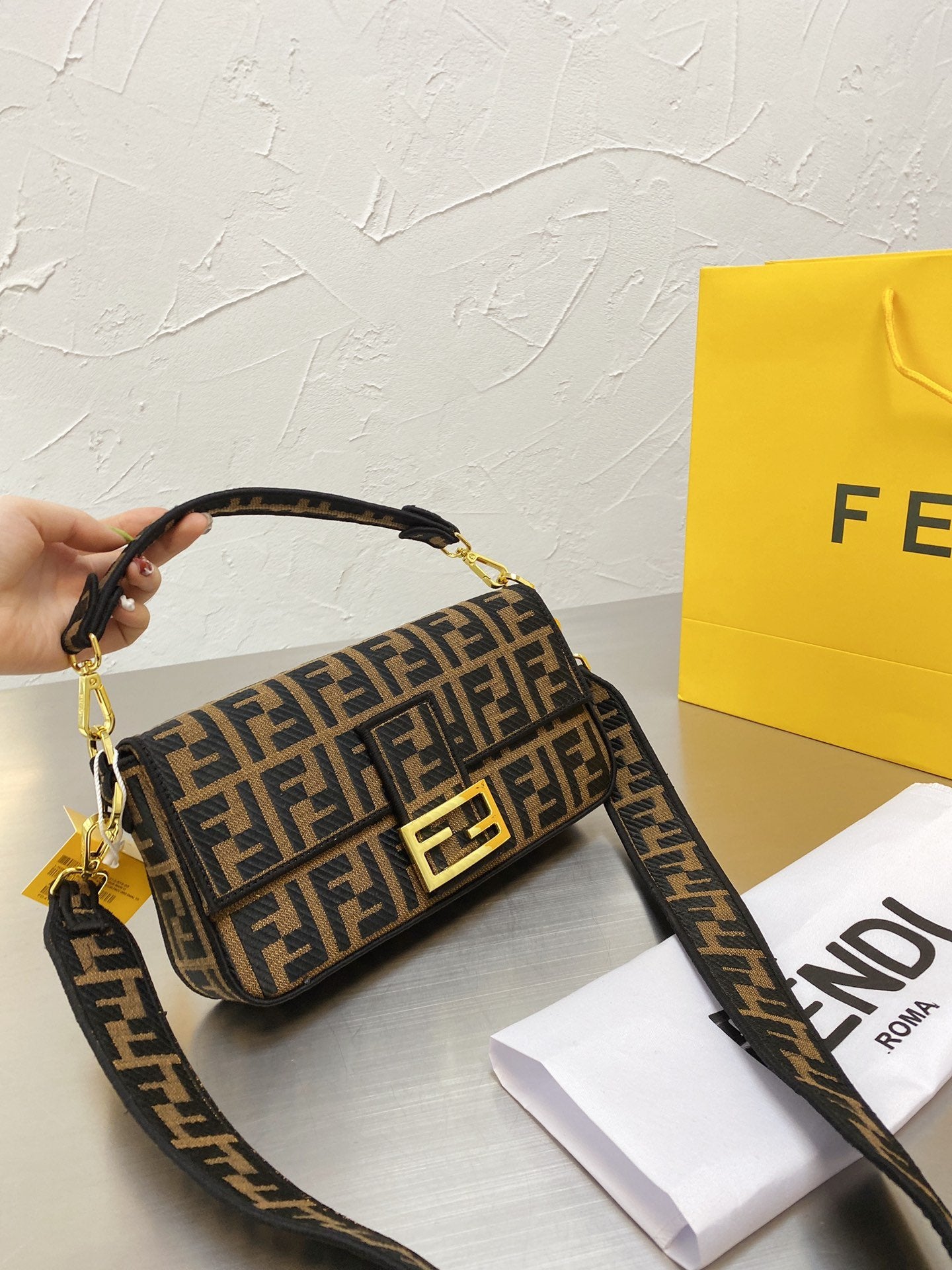 Luxury  Bags Fendi 133