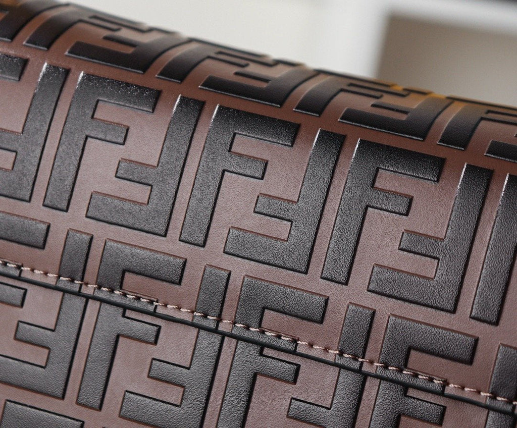 Luxury  Bags Fendi 071