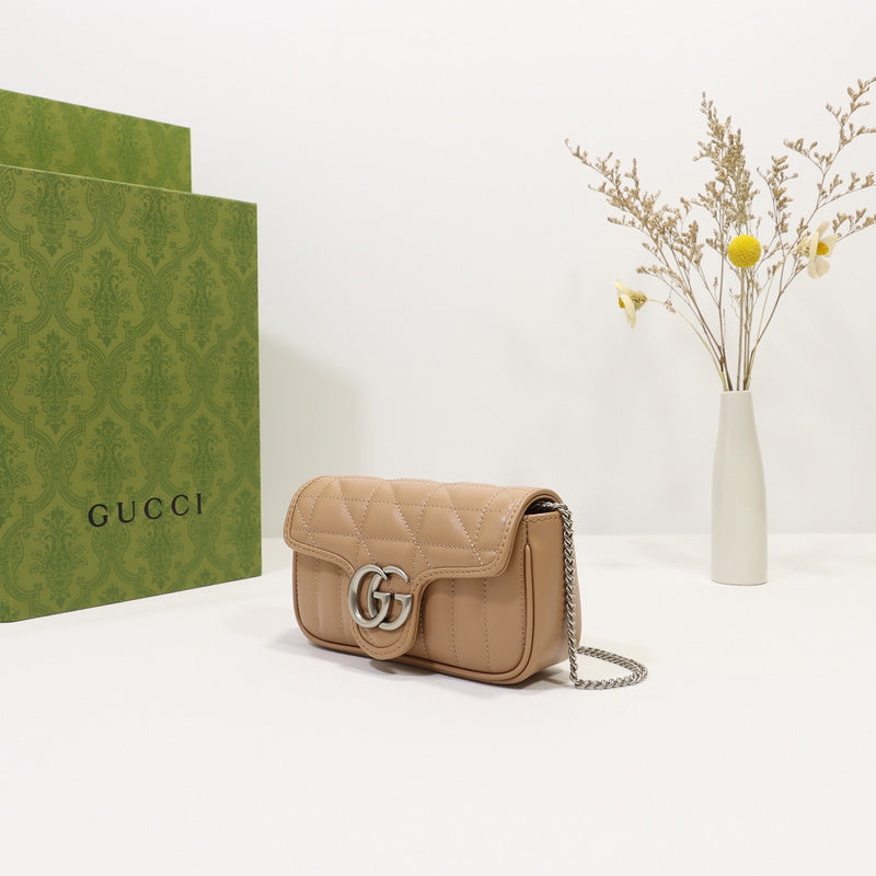 GGG - Bags District - 092