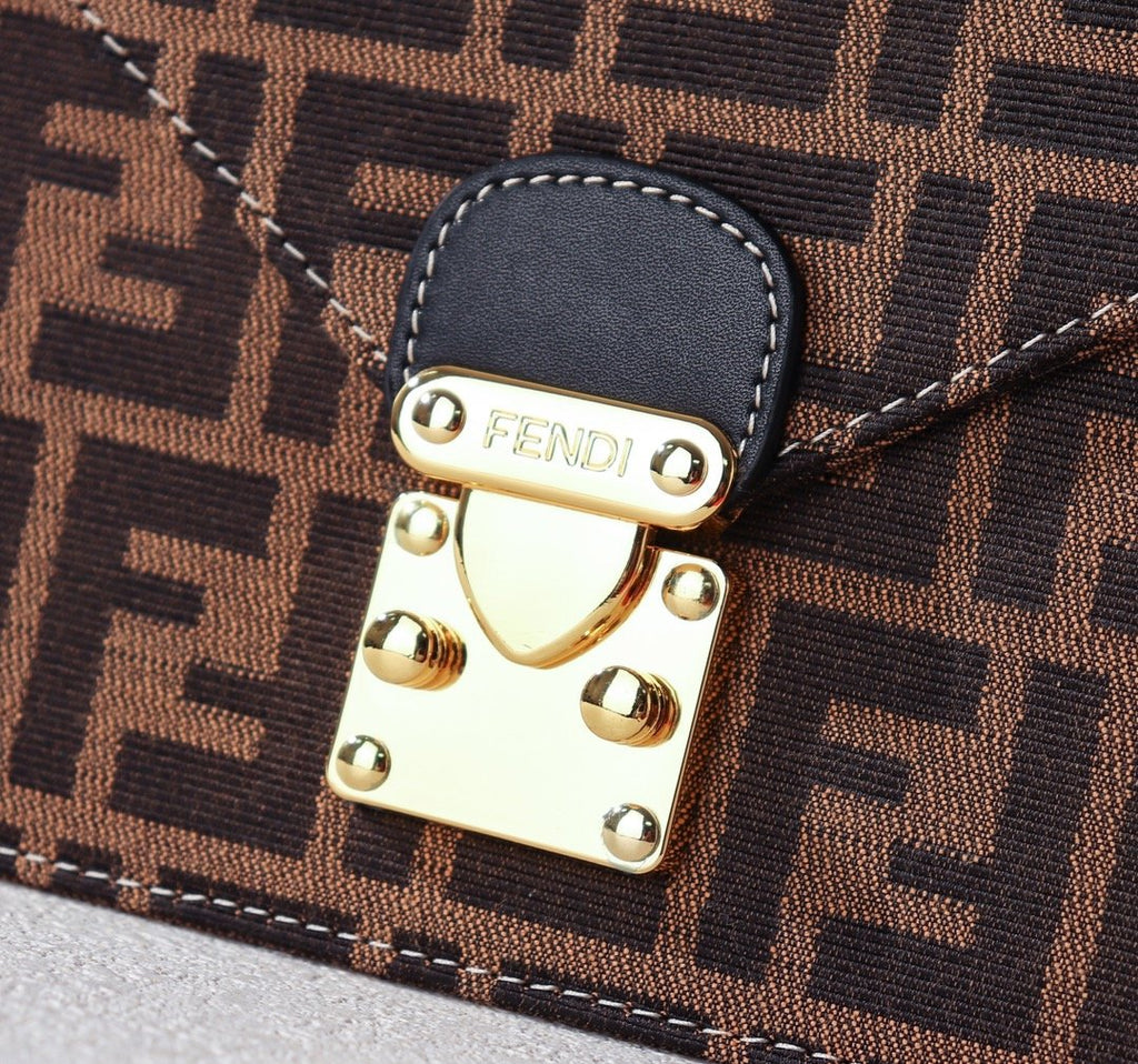 Luxury  Bags Fendi 063