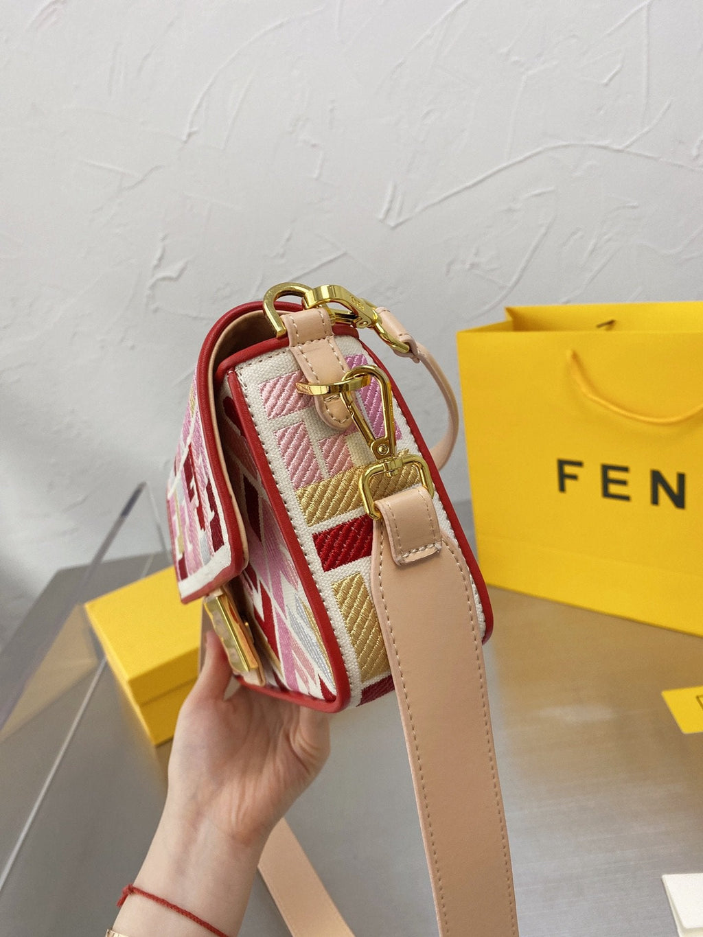 Luxury  Bags Fendi 119