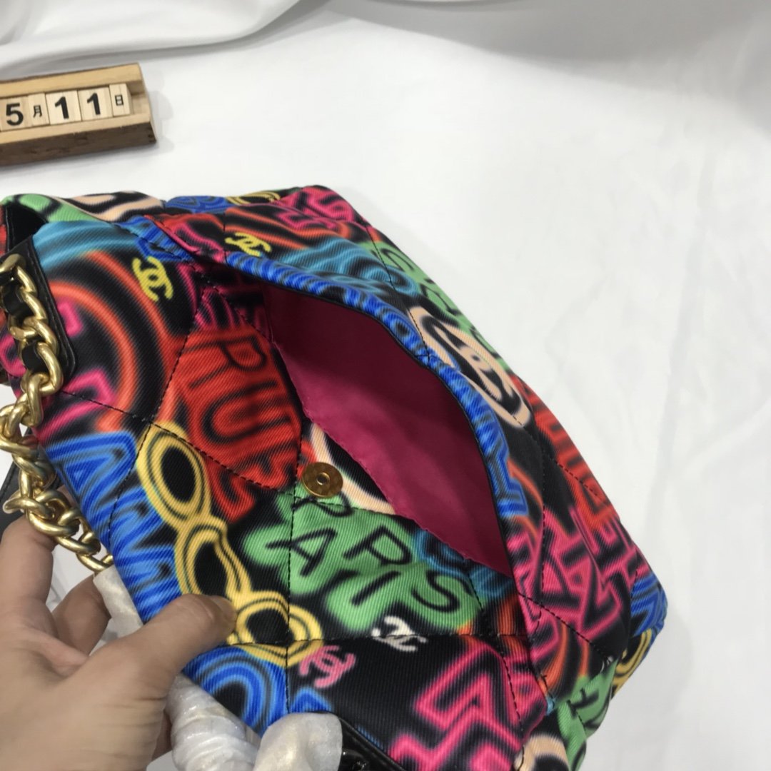 Designer Handbags Chanel 195