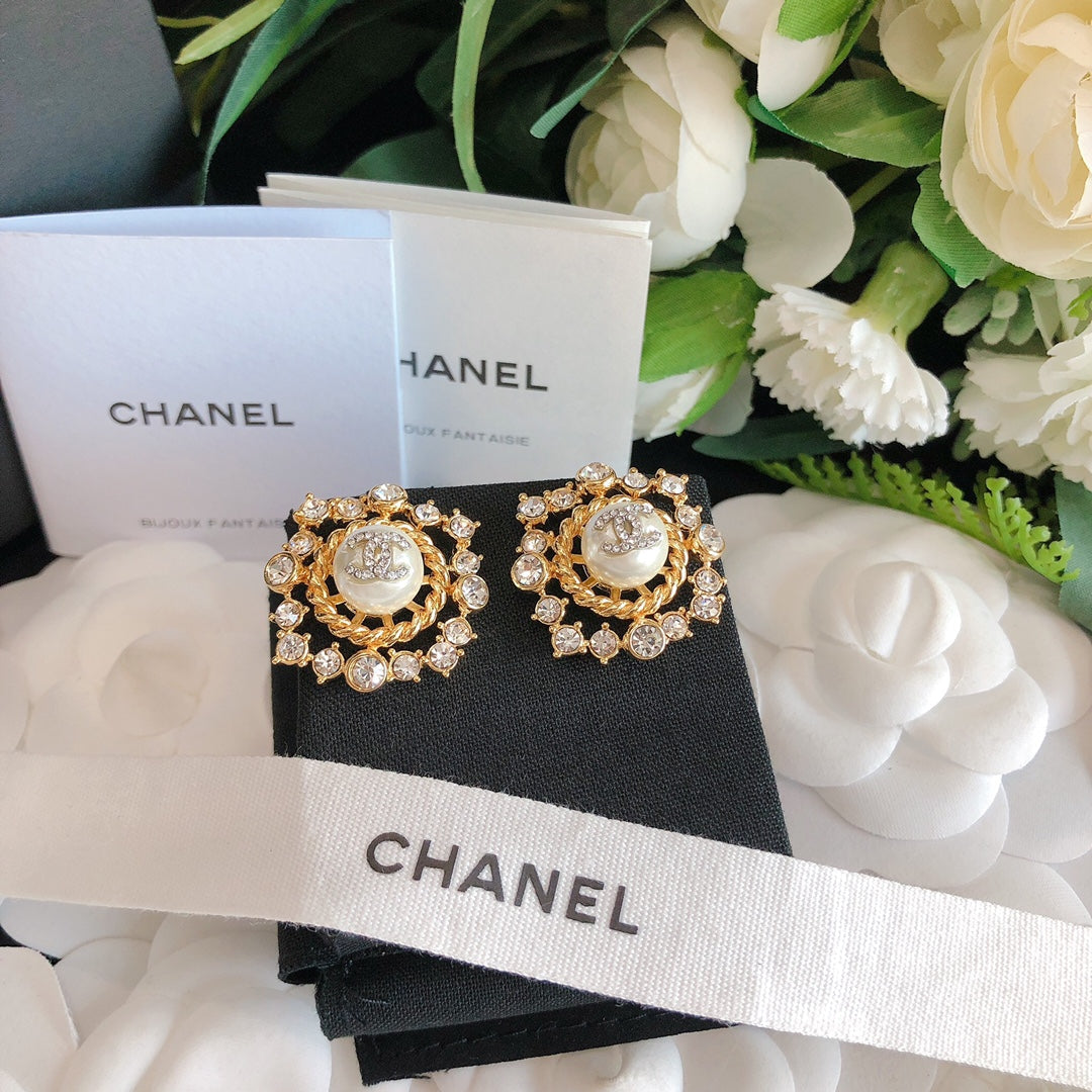 BG - Holiday Earring chanel 009