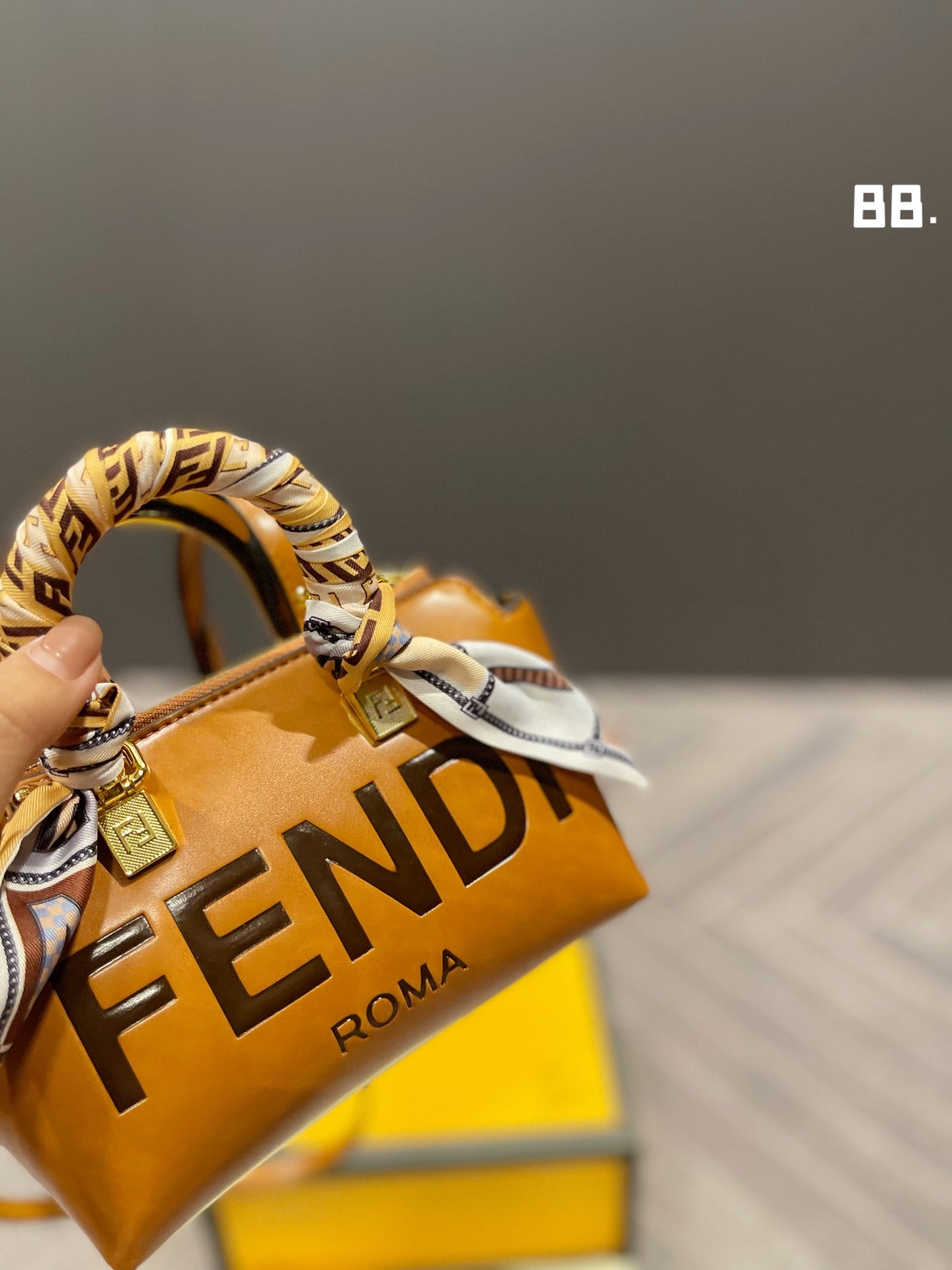 Luxury  Bags Fendi 270