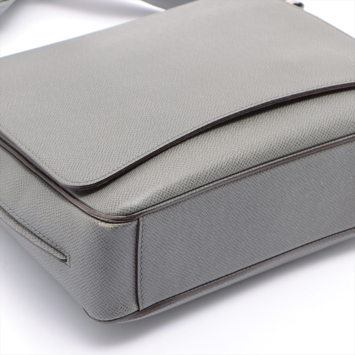 Louis Vuitton Gray Leather Roman shoulder bag