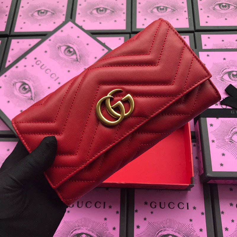 Gucci   Luxury Bags  935