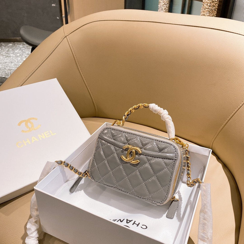 Designer Handbags Chanel 065
