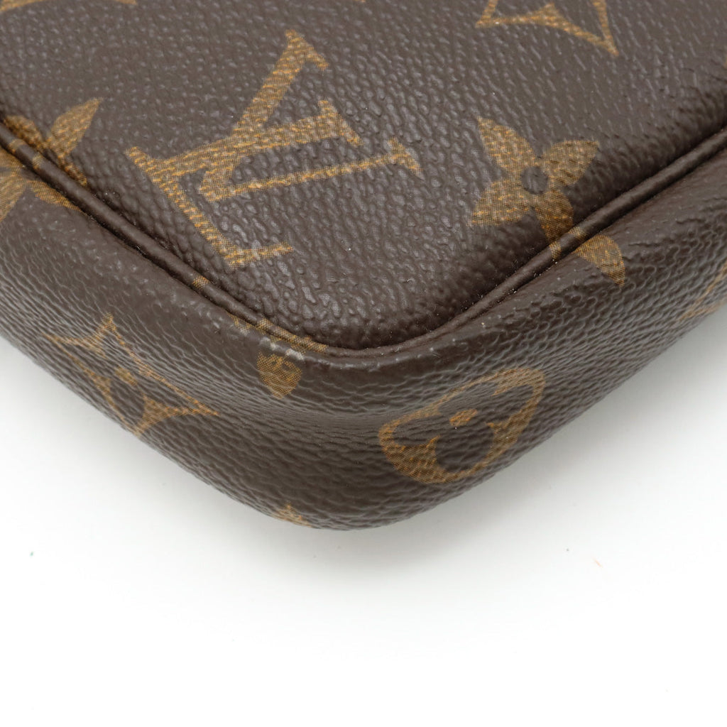Louis Vuitton Monogram Pochette Accessory