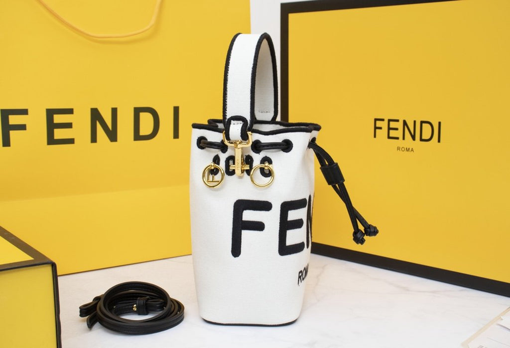 Designer Handbags Fendi 050