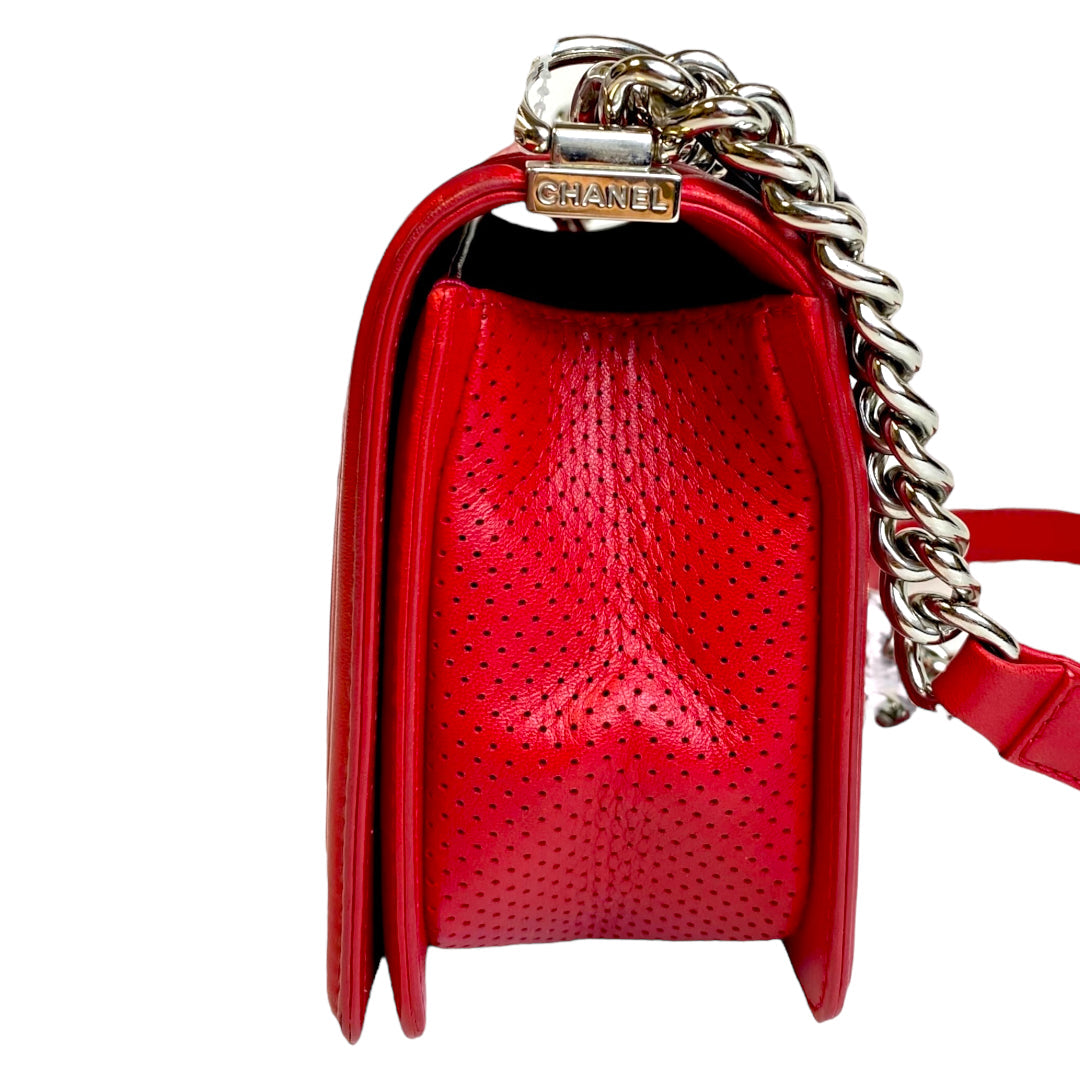 Handbag Luxury Designer By Chanel  Size: Medium