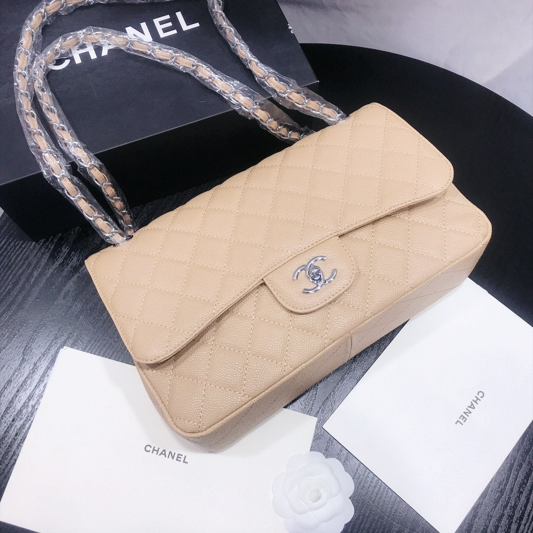 Designer Handbags Chanel 209