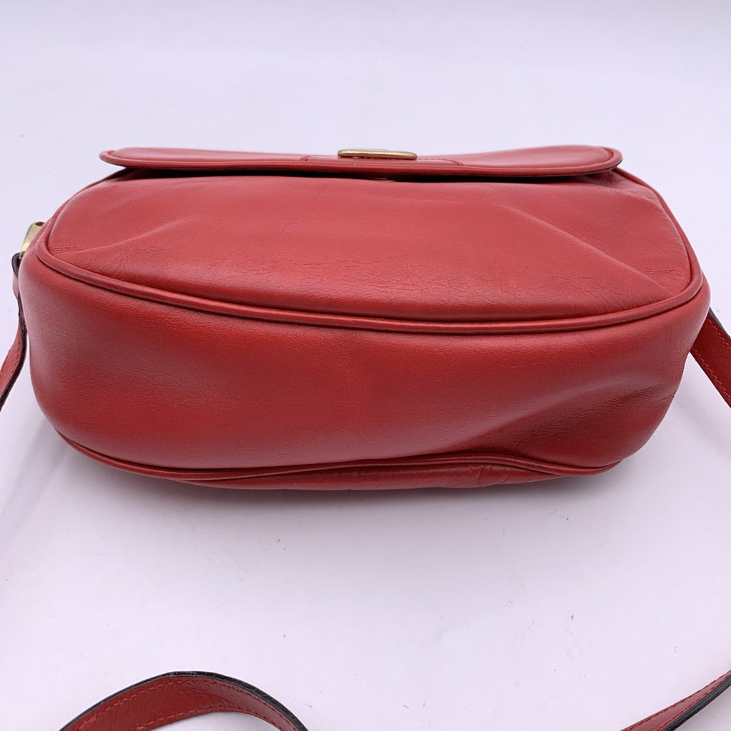 Gucci Vintage Red Leather Flap Crossbody Messenger Bag