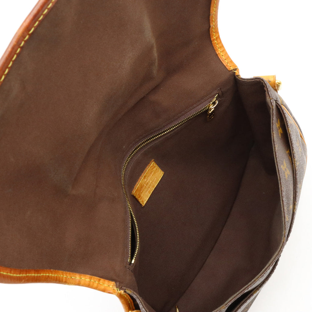 Louis Vuitton Menilmontan PM Crossbody M40474