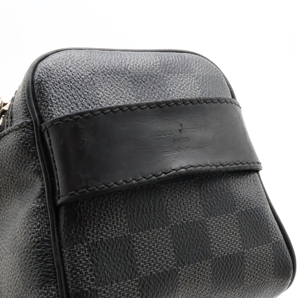Louis Vuitton Damier Graphite Toiletry Bag N47625