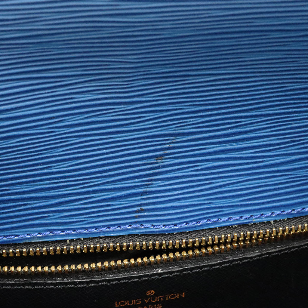 Louis Vuitton Epi Saint Cloud Crossbody Bag Toledo Blue M52195