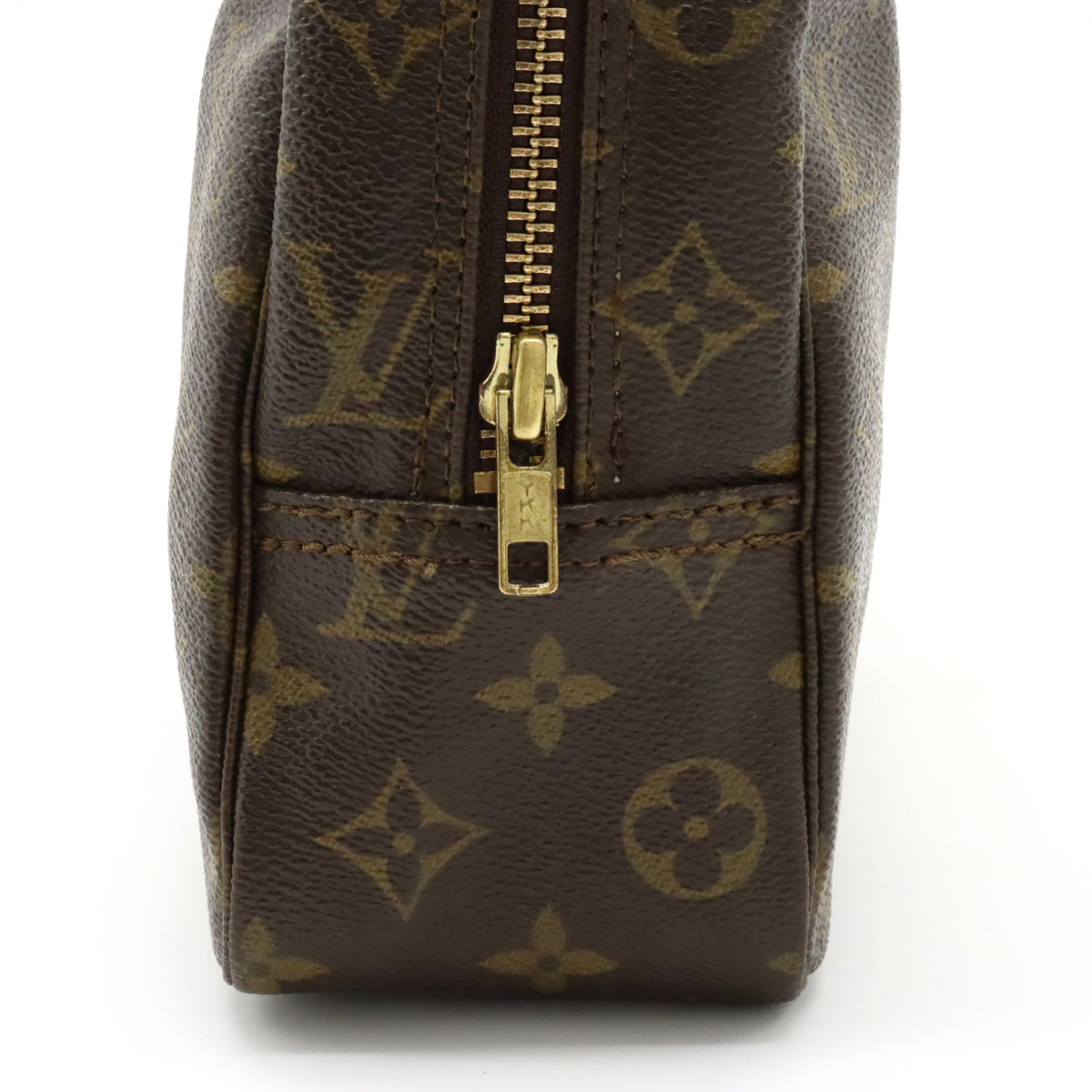 Louis Vuitton Monogram Toilette 28 Cosmetic Pouch M47522
