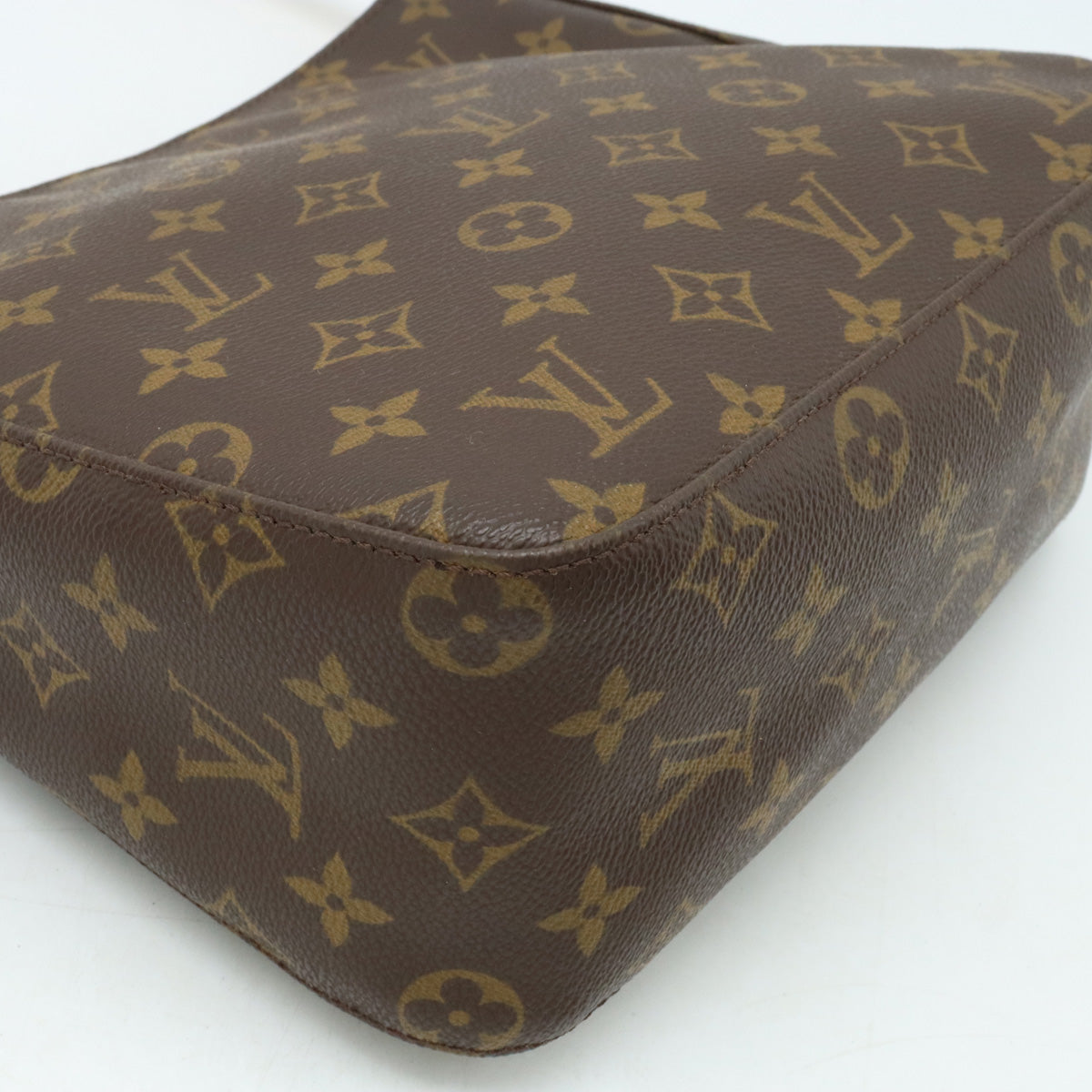 Louis Vuitton Monogram Looping MM Shoulder Bag M51146