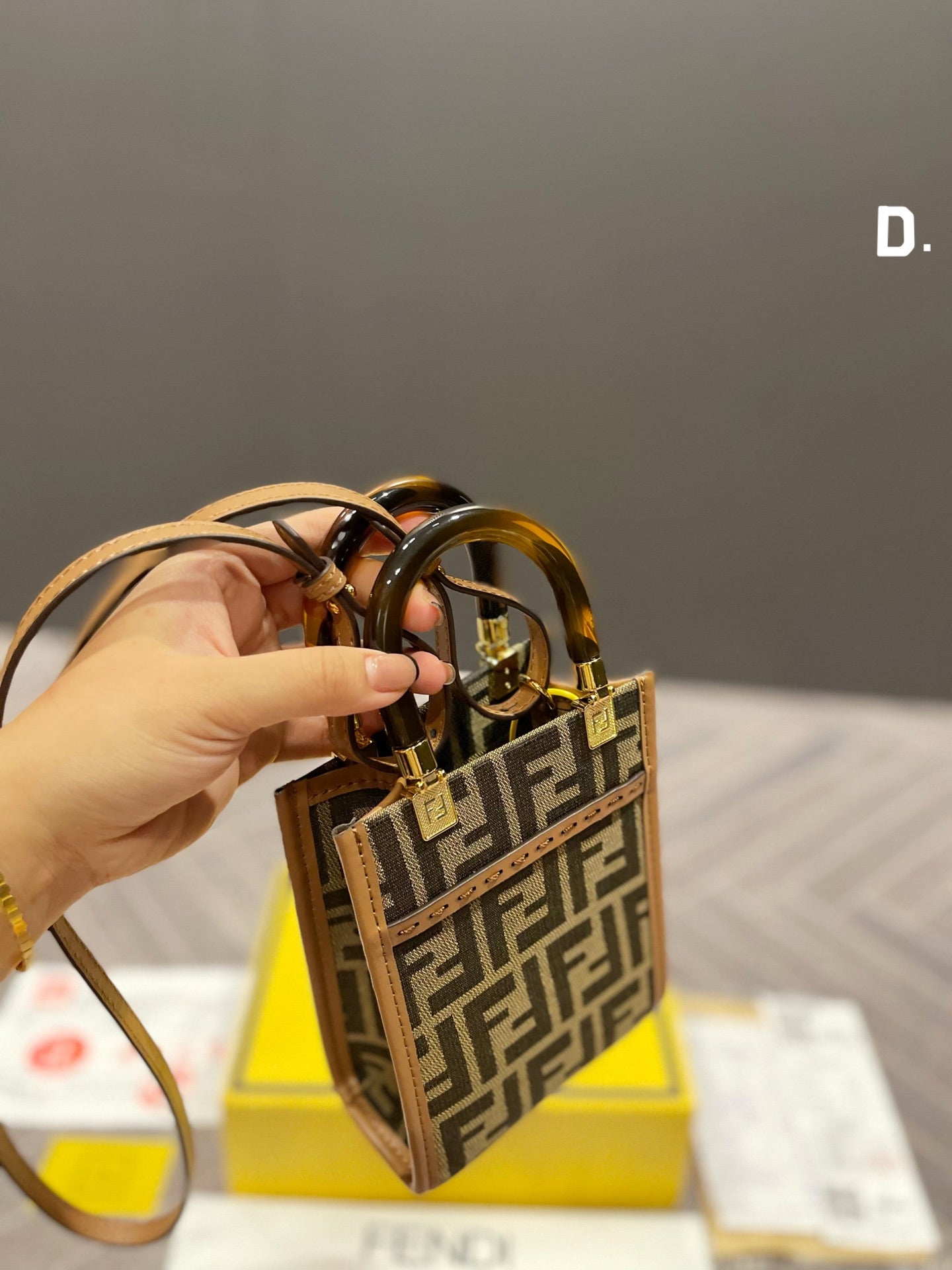 Luxury  Bags Fendi 272
