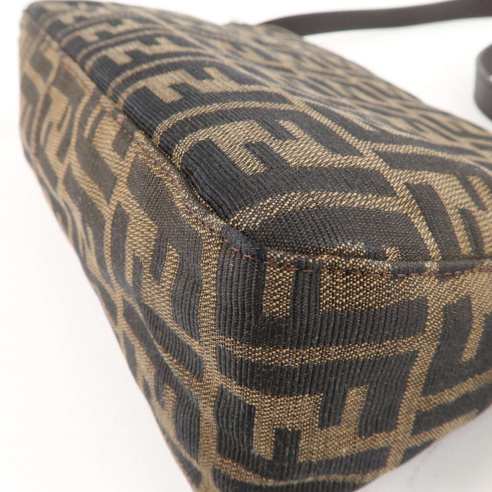 FENDI Zucca Canvas Leather Shoulder Bag Brown Black 26566