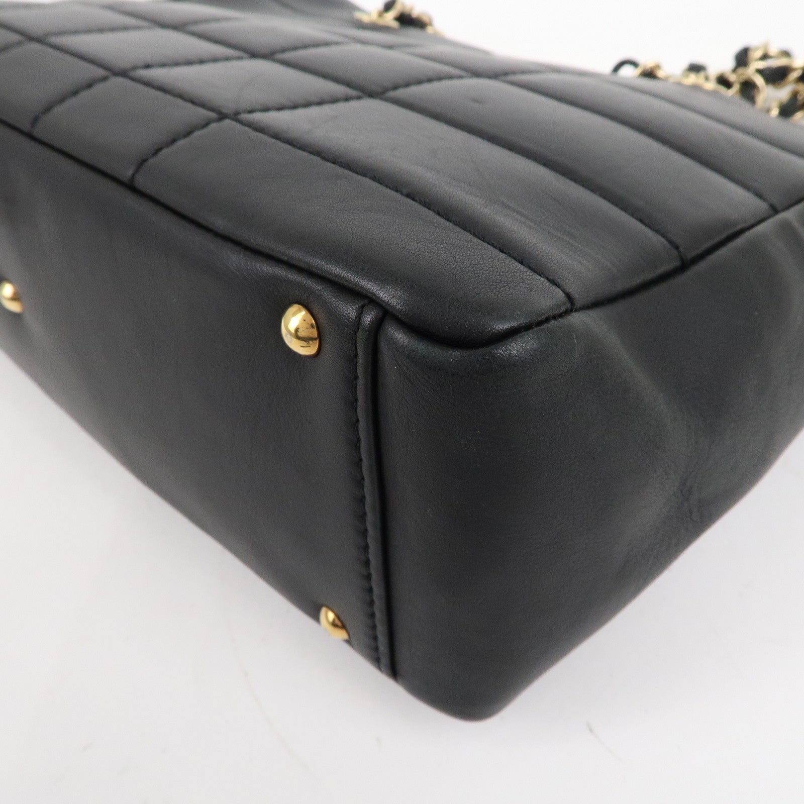 CHANEL Chocolate Bar Lamb Skin Chain Tote Bag Black