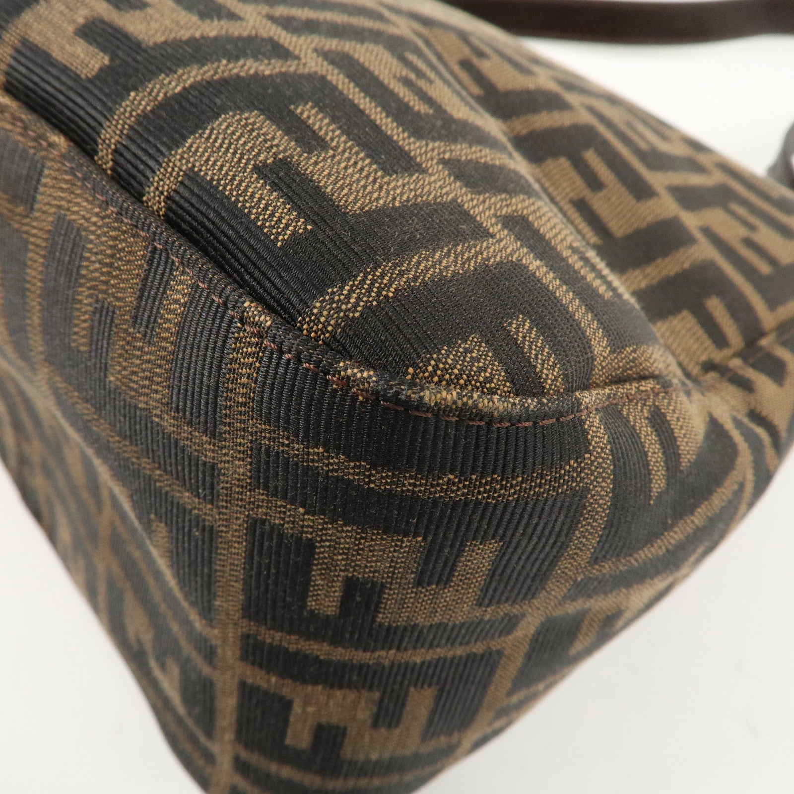 FENDI Zucca Canvas Leather Shoulder Bag Brown 222826