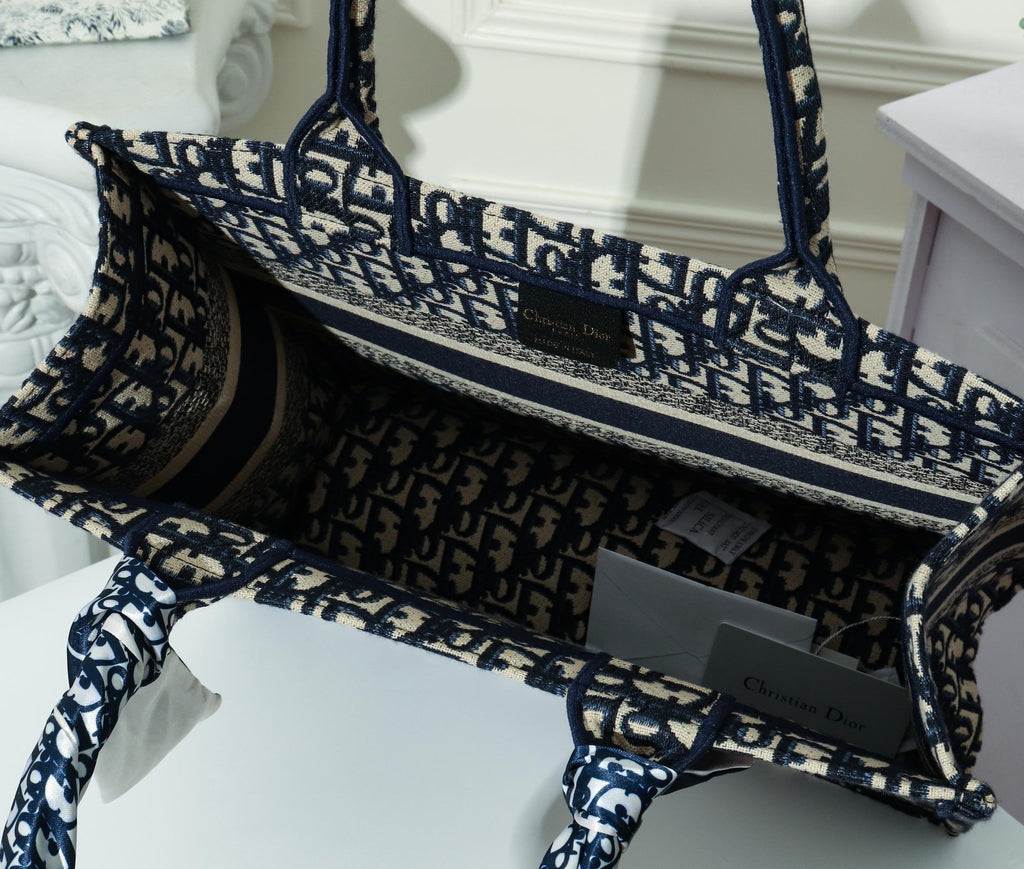 Designer Handbags dior 142
