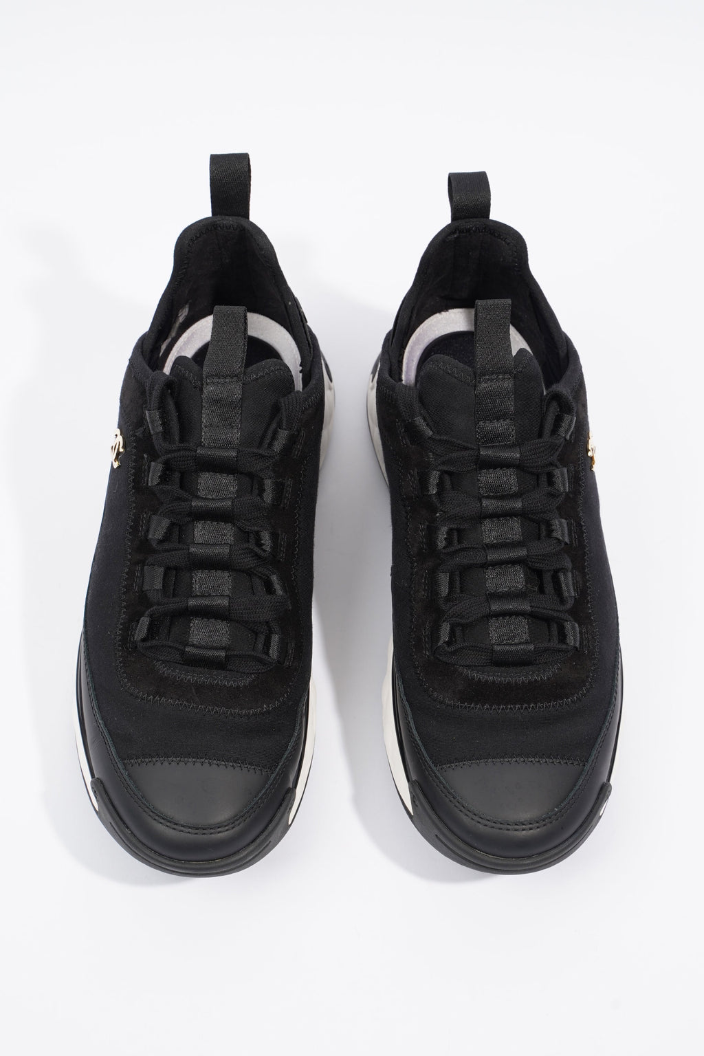 Chanel CC Logo Sneaker Black / White Fabric EU 39 UK 6