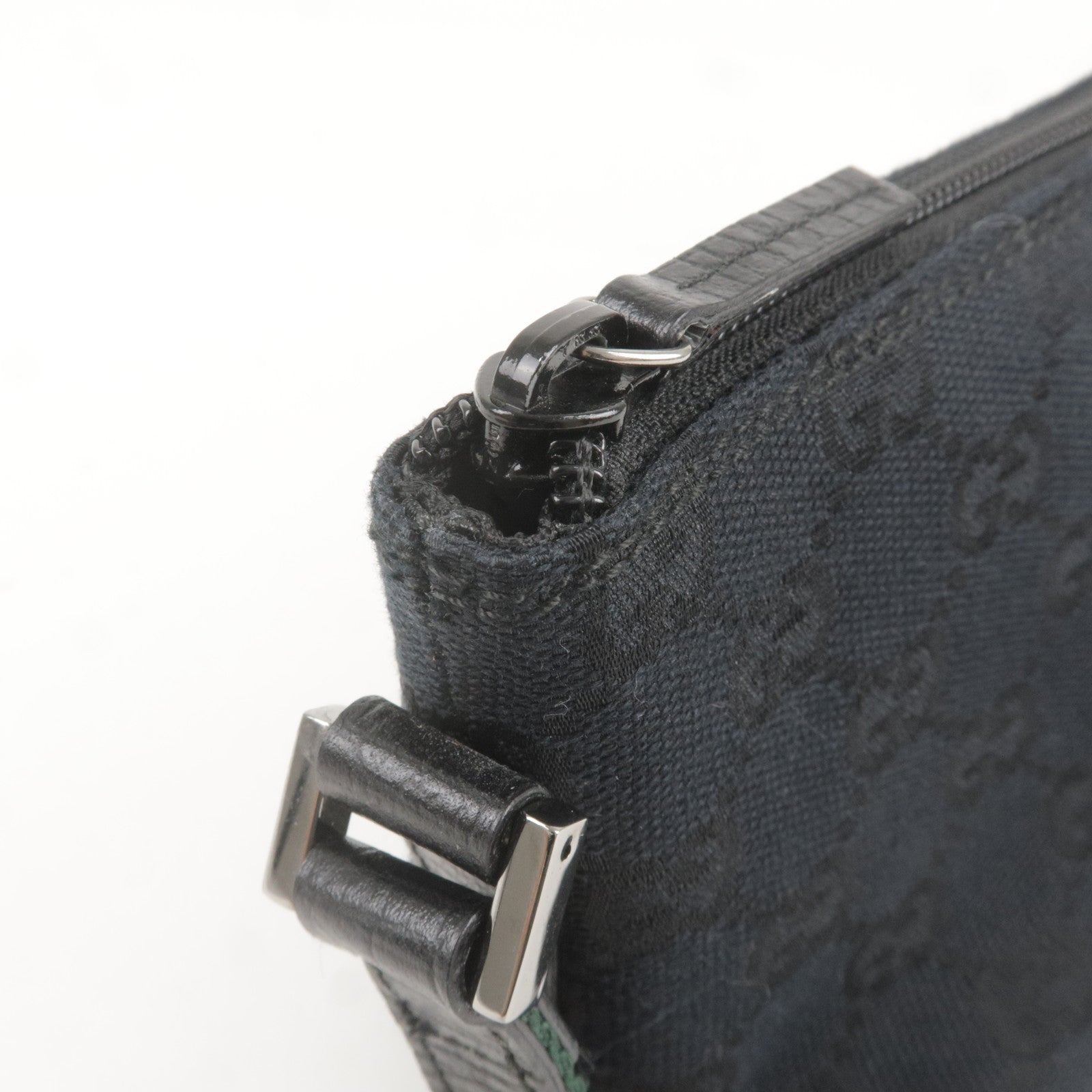 GUCCI Sherry GG Canvas Leather Hand Bag Purse Pouch Black 141809