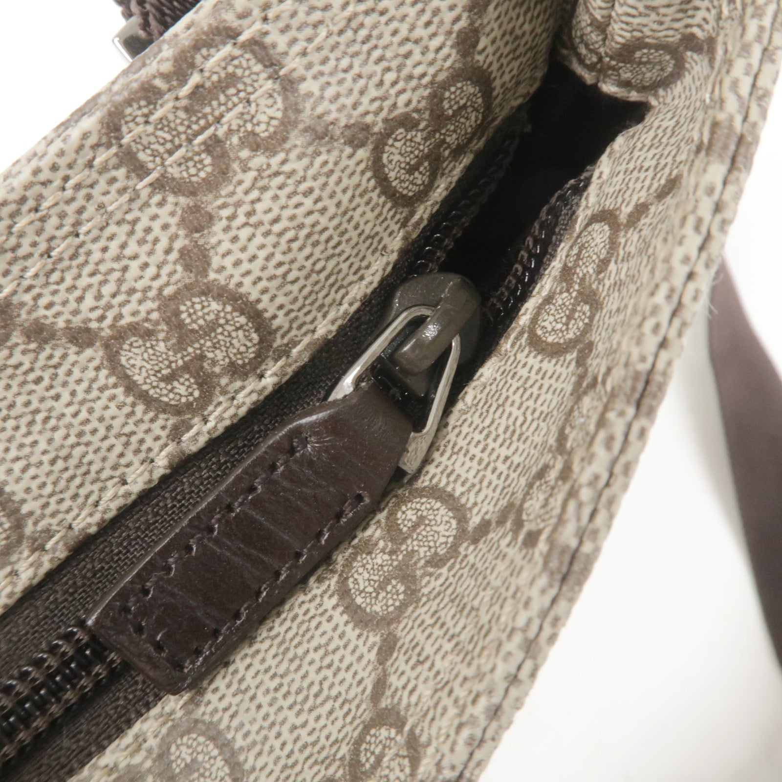 GUCCI GG Supreme Leather Shoulder Bag Beige Brown 141626