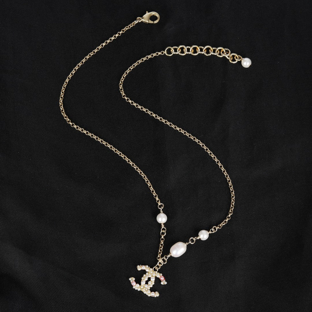 BG - Holiday Necklace chanel041