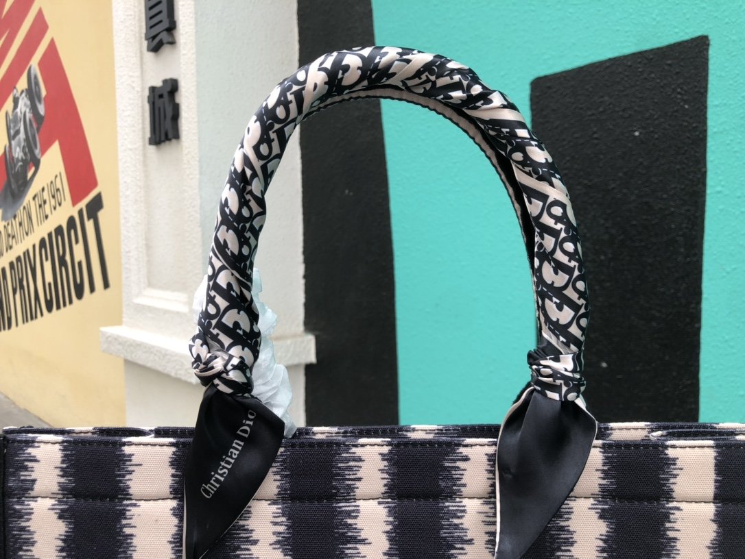 Designer Handbags dior 225