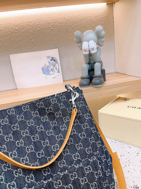 Luxury - Gucci Bags - 181