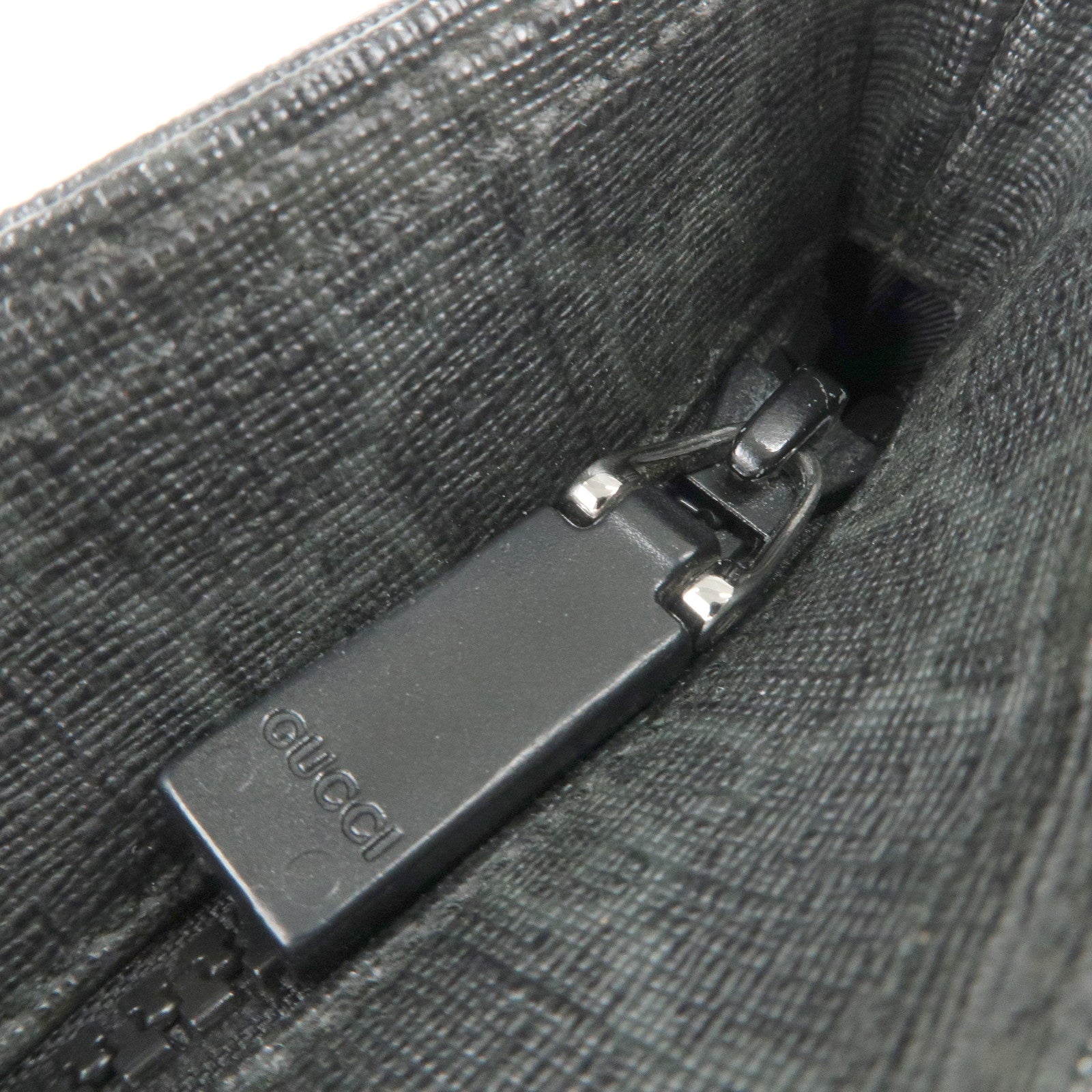 GUCCI GG Supreme Leather Shoulder Bag Black 162904