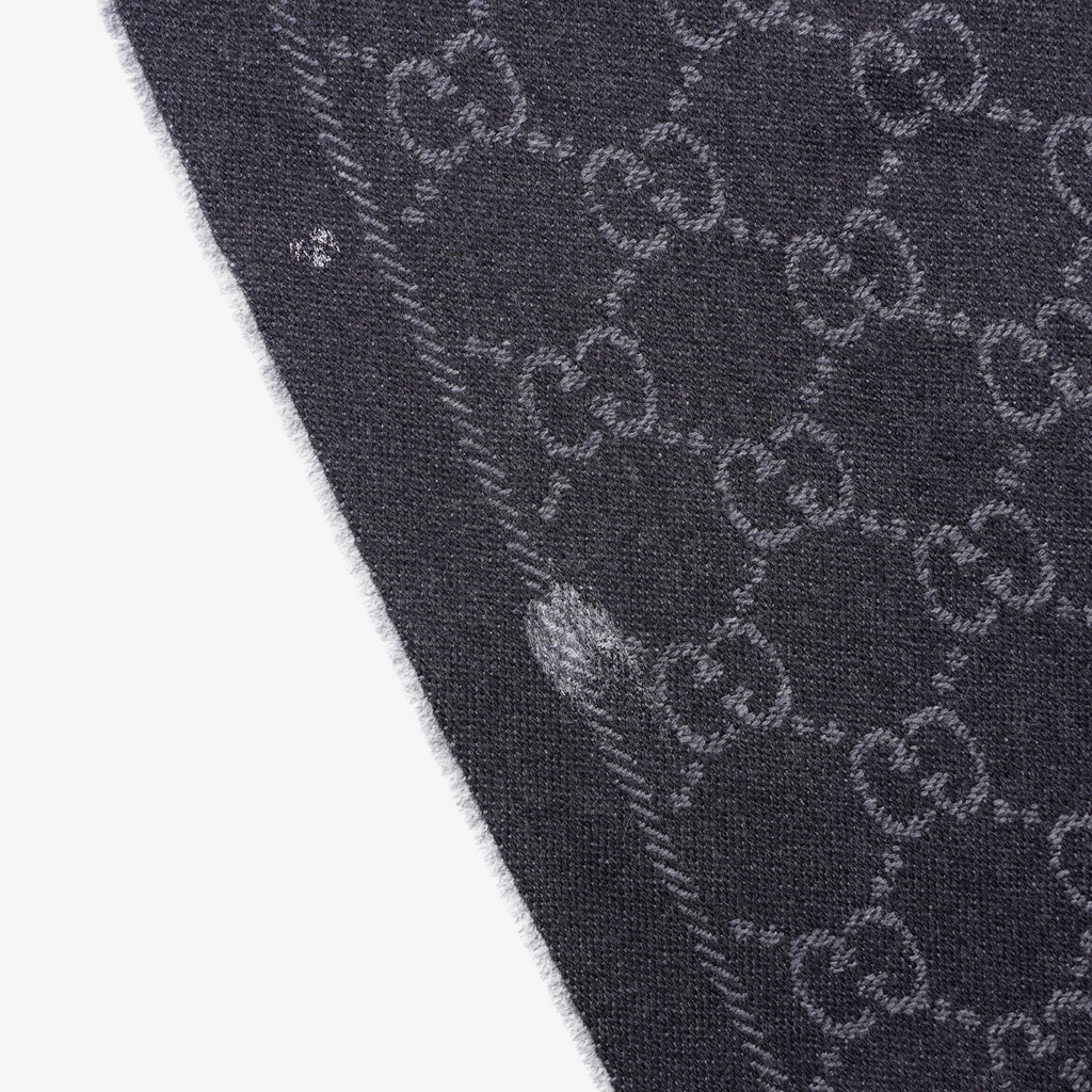 Gucci Womens GG Jacquard Scarf Black Grey