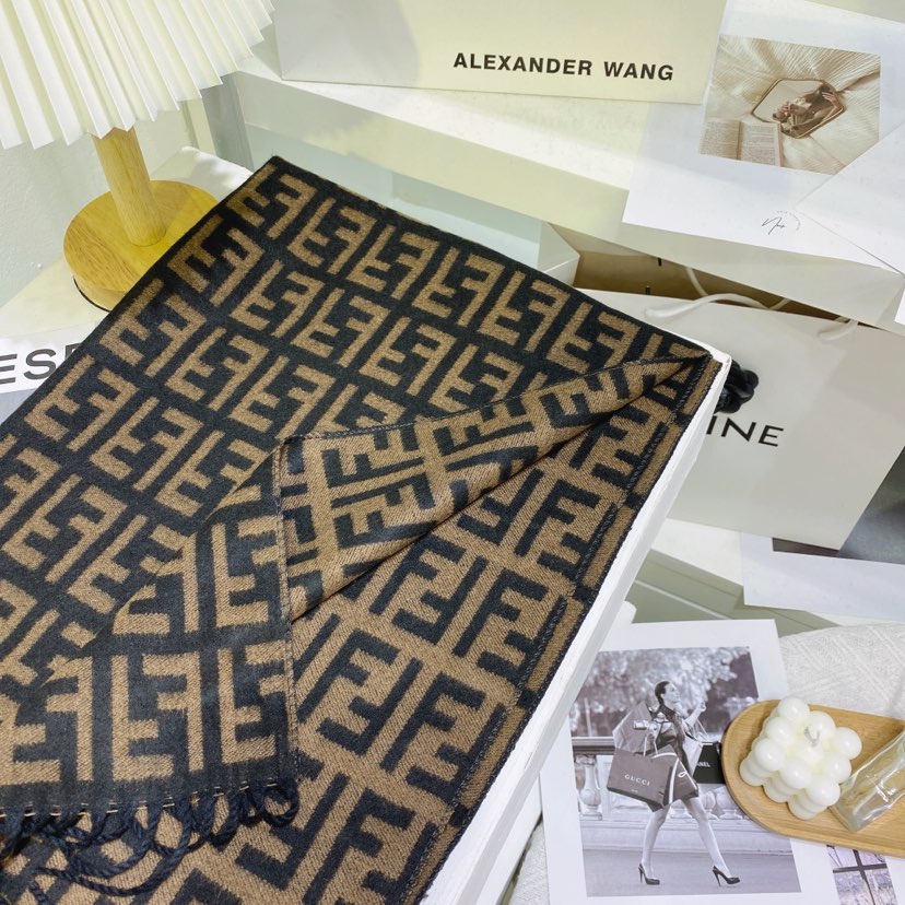 Luxury Fendi  Scarf 018
